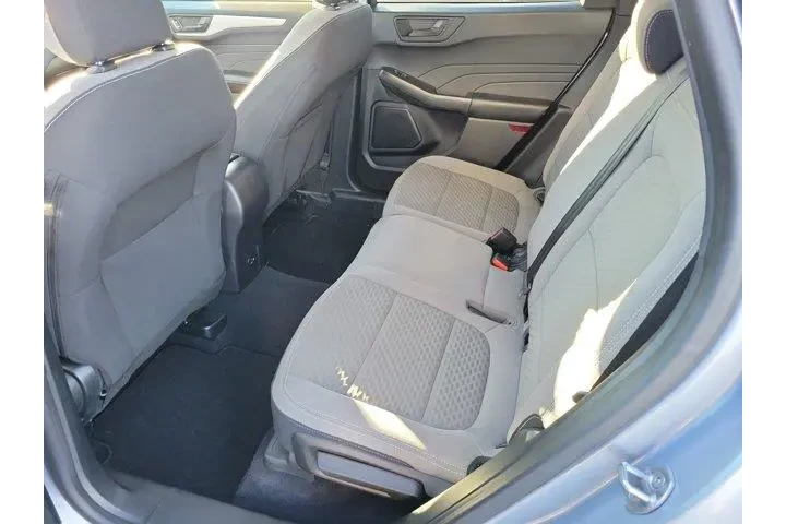 $19854 : Ford Escape 2022 SE 4dr SUV image 10