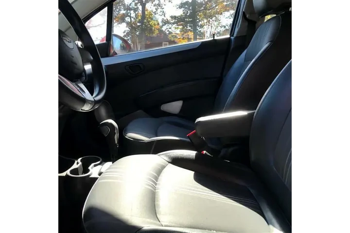 $7999 : 2015 Spark image 6