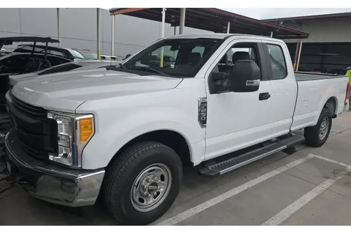 $31900 : Ford F-250 Super Duty 2017 4 image 1