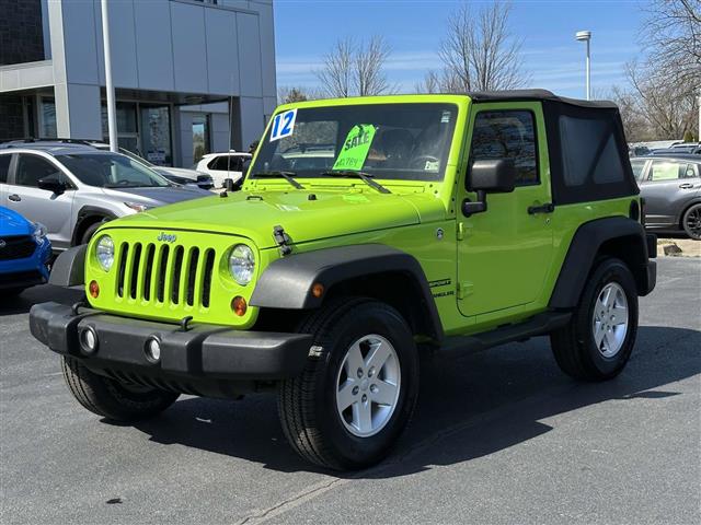 $10784 : PRE-OWNED 2012 JEEP WRANGLER image 5