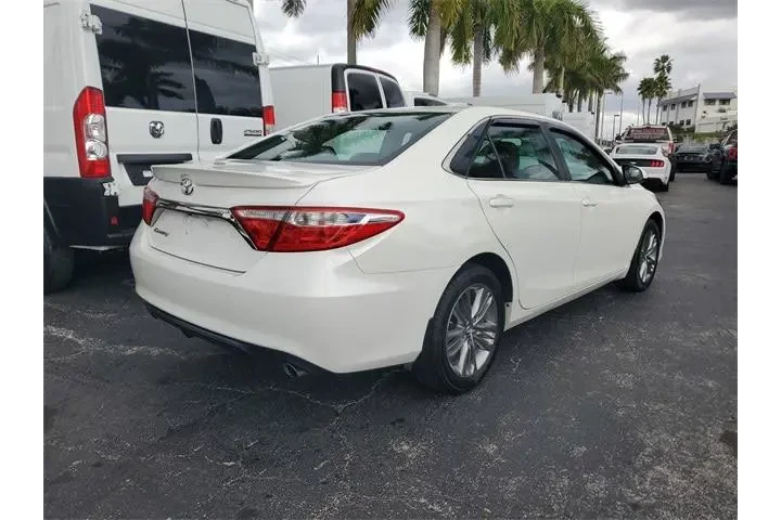 $12990 : Toyota Camry 2016 XLE 4dr Se image 3