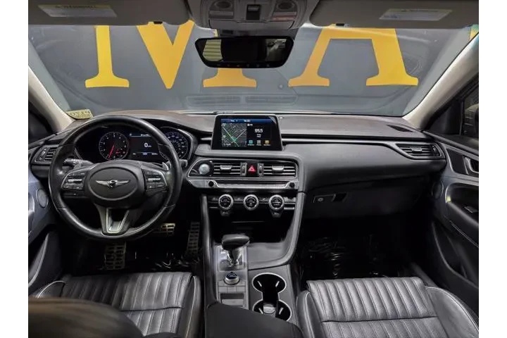 $22998 : Genesis G70 2020 3.3T 4dr Se image 2