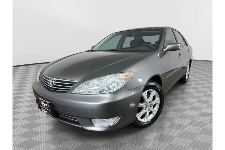 $10299 : 2006 Camry XLE V6 image 1
