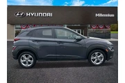 $19498 : Hyundai KONA 2023 AWD SEL 4d thumbnail