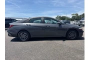 $23291 : Hyundai ELANTRA Hybrid 2025 thumbnail