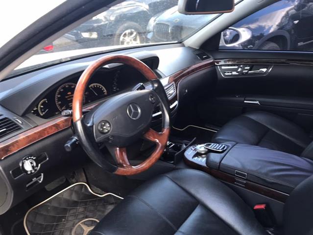 $14995 : Used 2009 S-Class 4dr Sdn 5.5 image 2