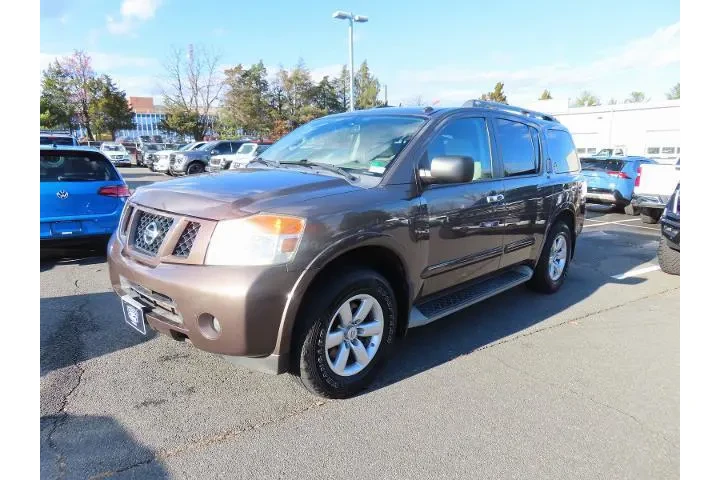 $10000 : Nissan Armada 2014 4x4 SV 4d image 3