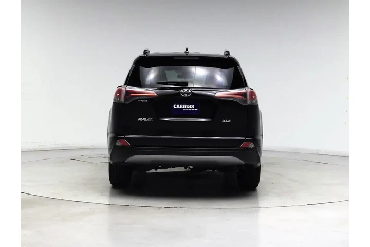 $19998 : Toyota RAV4 2017 XLE 4dr SUV image 6