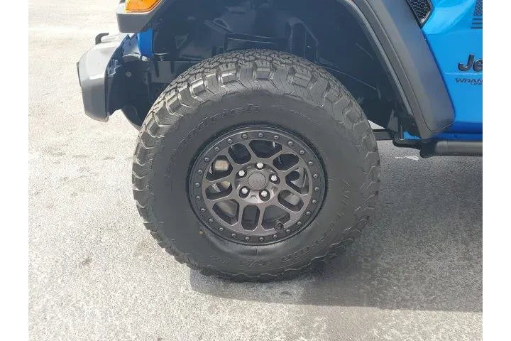 $35973 : Jeep Wrangler Unlimited 2022 image 5