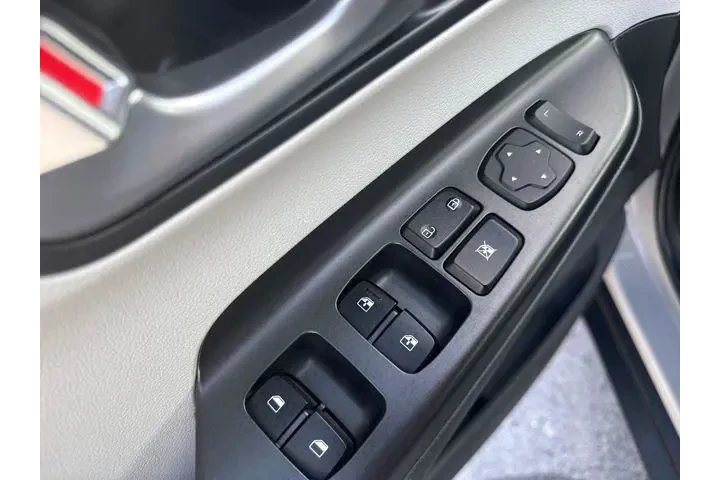 $19987 : Hyundai KONA 2023 AWD SEL 4d image 10