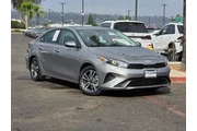 $16499 : Kia Forte 2023 LXS 4dr Sedan thumbnail