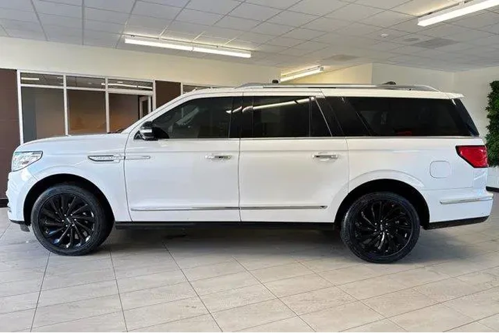 $33366 : Lincoln Navigator L 2018 4x4 image 7