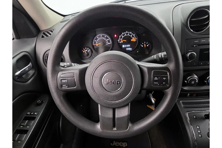 $10998 : Jeep Patriot 2015 4x4 Sport image 10