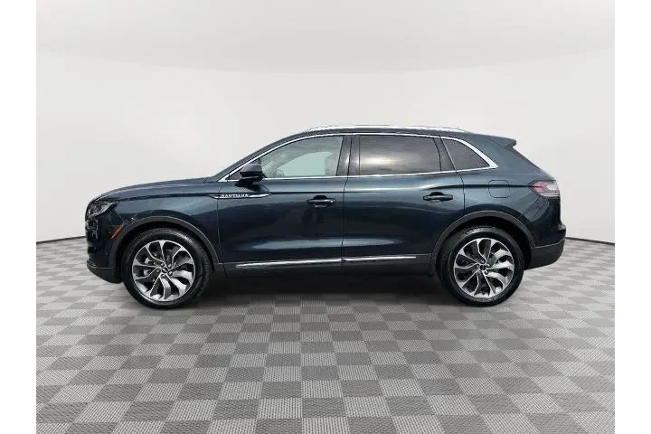$39995 : Lincoln Nautilus 2023 AWD Re image 4