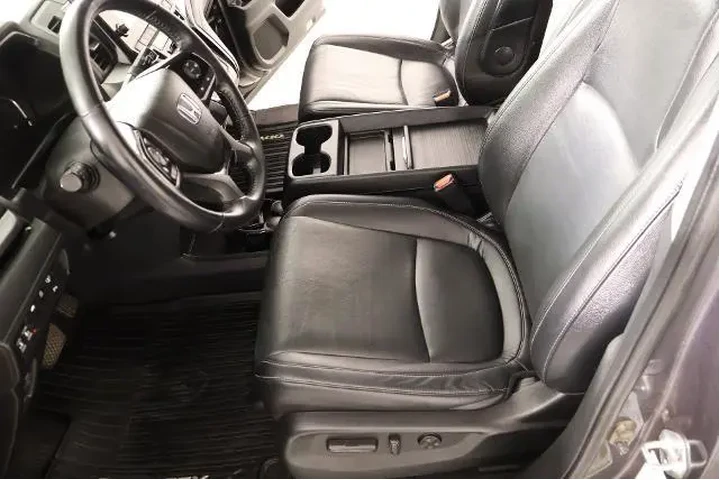 $27516 : Honda Odyssey 2021 Touring 4 image 10