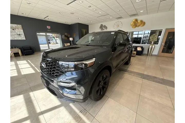 $38955 : Ford Explorer 2024 AWD ST-Li image 7