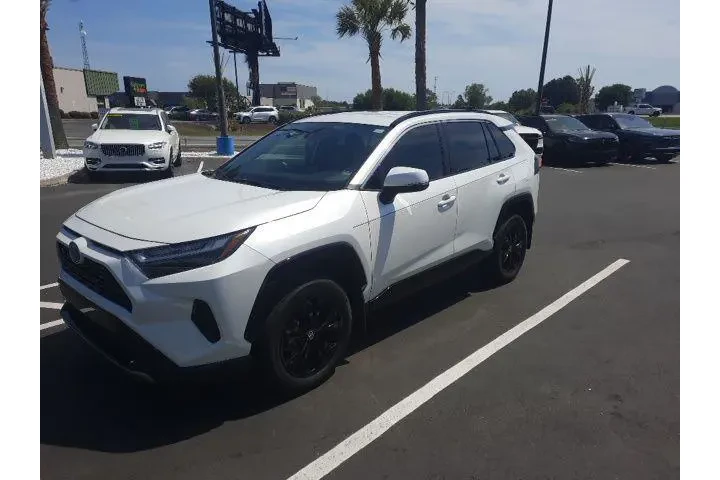 $34582 : Toyota RAV4 Hybrid 2024 AWD image 8