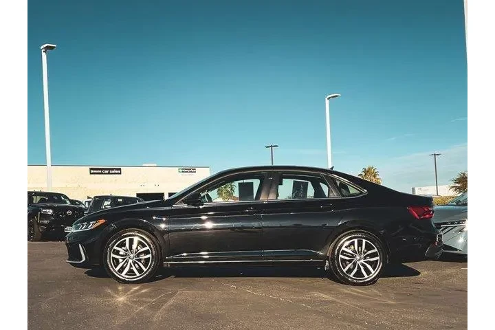 $21997 : Volkswagen Jetta 2025 SE 4dr image 6