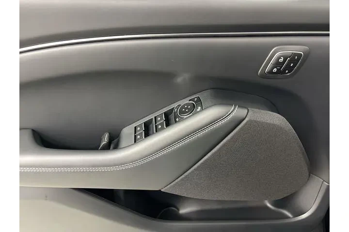 $31800 : Ford Mustang Mach-E 2025 AWD image 5