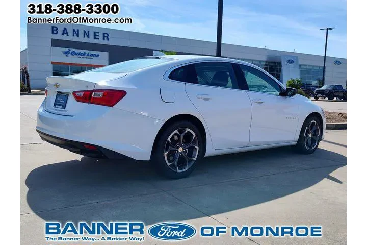 $17485 : Chevrolet Malibu 2023 LT 4dr image 7