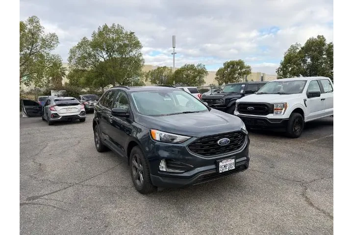 $26500 : Ford Edge 2023 AWD ST-Line 4 image 2