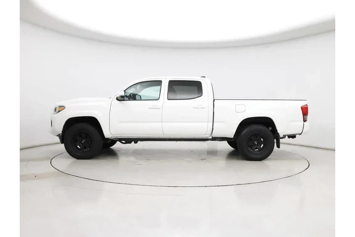 $31998 : Toyota Tacoma 2017 4x4 TRD S image 3