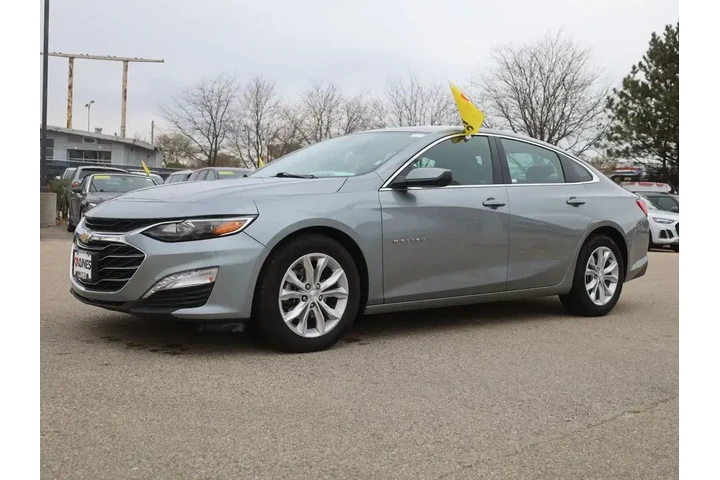 $18977 : Chevrolet Malibu 2024 LT 4dr image 5