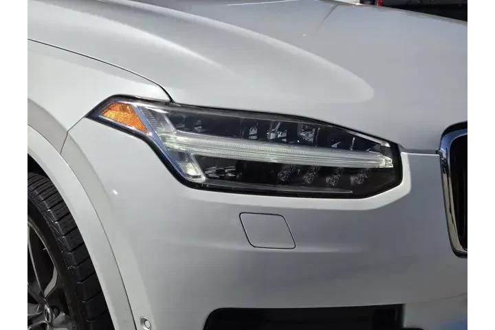 $16895 : Volvo XC90 2016 AWD T6 Momen image 9