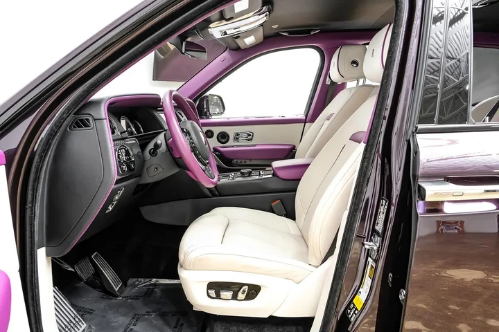 $359990 : 2023 Cullinan Black Badge image 5