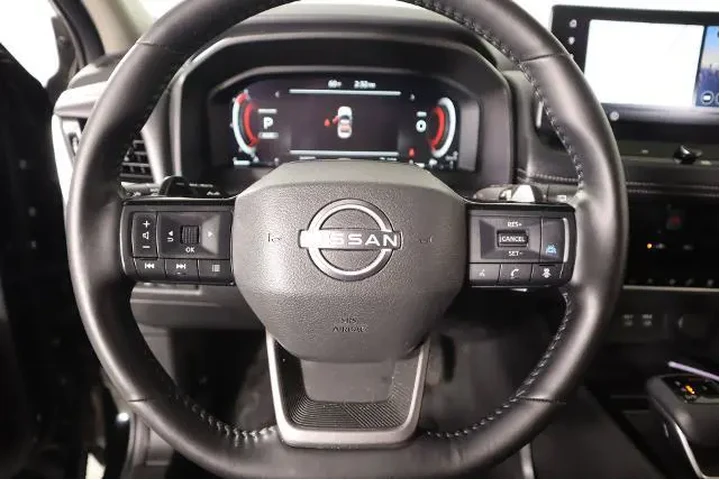 $31525 : Nissan Rogue 2025 AWD SL 4dr image 3