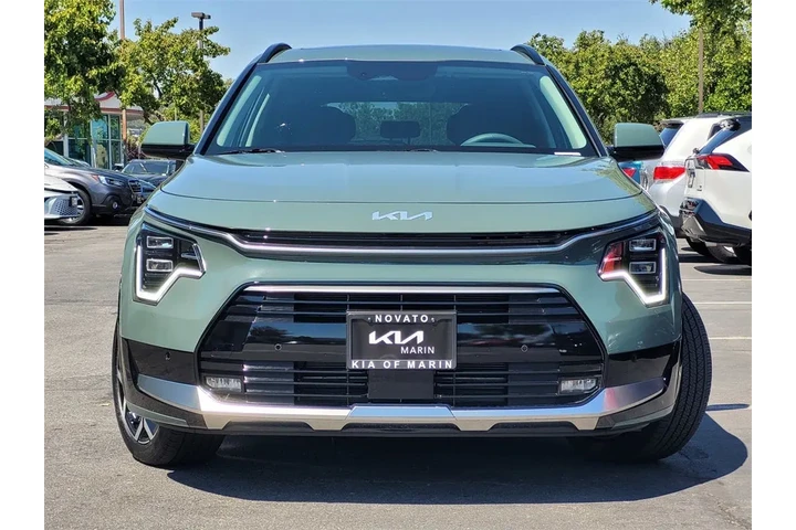 $34799 : 2025 Niro SX Touring image 2
