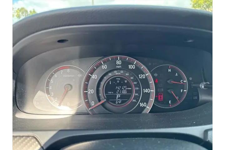 $13995 : Honda Accord 2016 Sport 4dr image 7