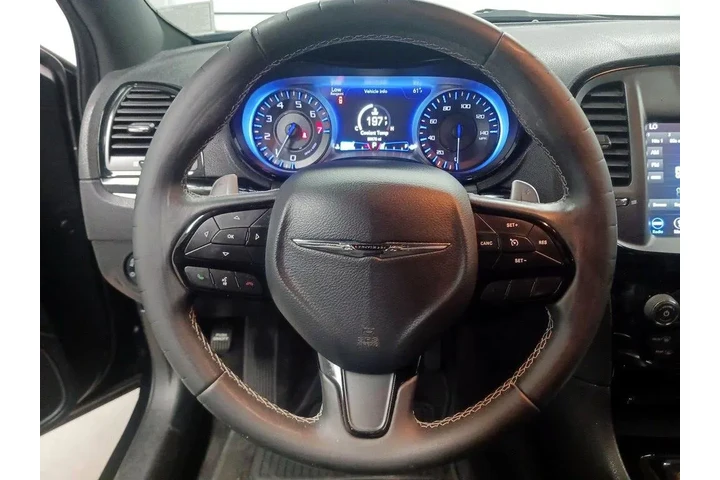 $22998 : Chrysler 300 2018 S 4dr Seda image 9