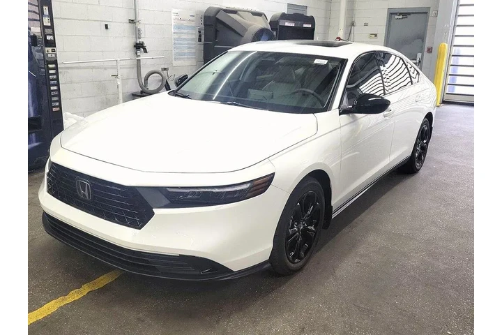$30998 : Honda Accord 2025 SE 4dr Sed image 3
