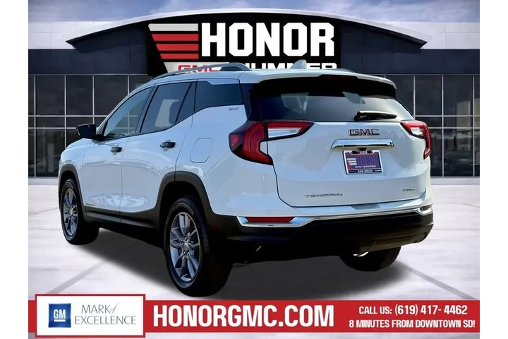 $26988 : GMC Terrain 2024 AWD SLT 4dr image 5
