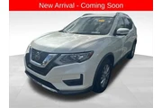 $13987 : Nissan Rogue 2018 SV 4dr Cro thumbnail