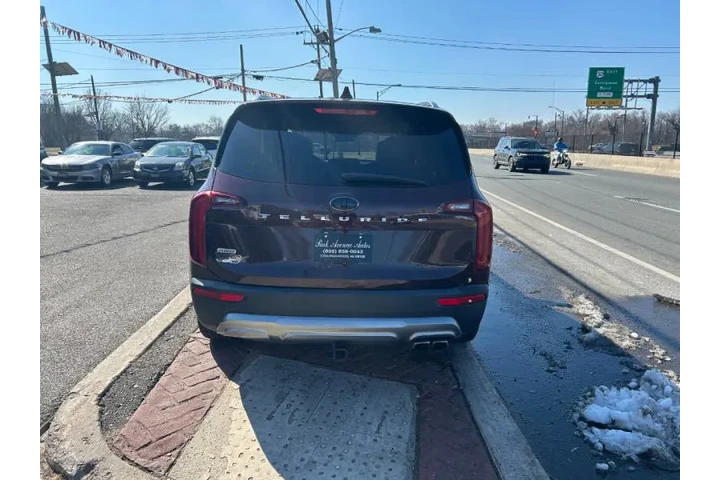 $18995 : 2020 Telluride S image 5