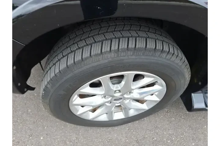 $14988 : Ford Expedition 2016 4x2 Lim image 7