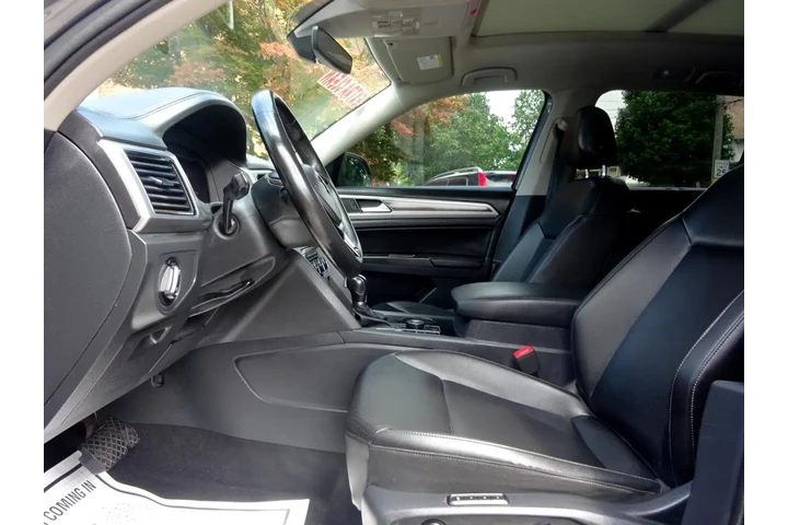 $13900 : 2019 Atlas 3.6L V6 SEL 4MOTION image 8