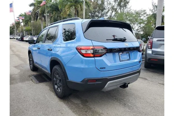 $36990 : Honda Pilot 2023 AWD TrailSp image 4
