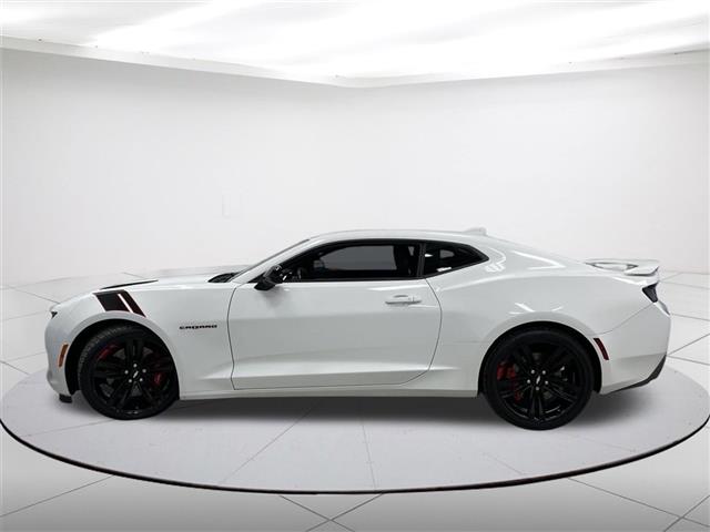 $27235 : Pre-Owned 2018 Camaro SS 1SS image 10