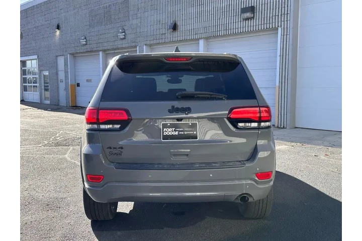 $25418 : Jeep Grand Cherokee WK 2022 image 4