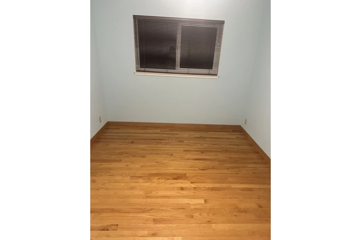 $1000 : Se renta cuarto image 4