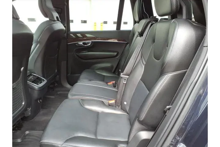 $19803 : Volvo XC90 2019 AWD T5 Momen image 9