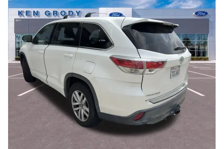 $15143 : Toyota Highlander 2016 LE 4d image 7