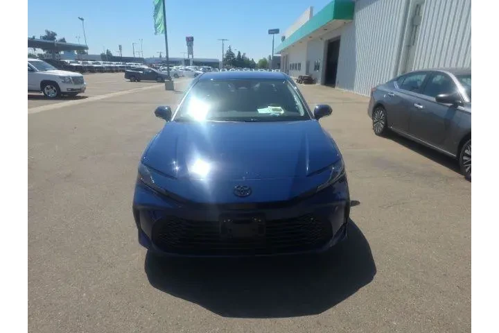 $34900 : Toyota Camry 2026 SE 4dr Sed image 2