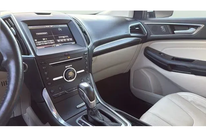 $11591 : Ford Edge 2015 Titanium 4dr image 9