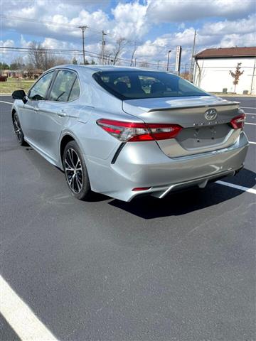 $17995 : 2018 Camry 2014.5 4dr Sdn I4 image 8