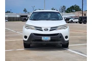 $13966 : Toyota RAV4 2015 LE 4dr SUV thumbnail