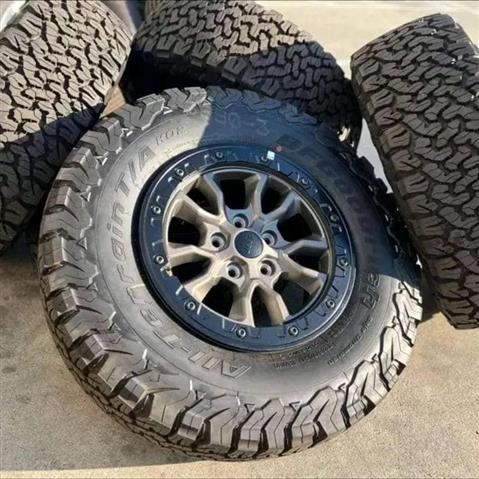 $1200 : Jeep parts for sale near me image 2